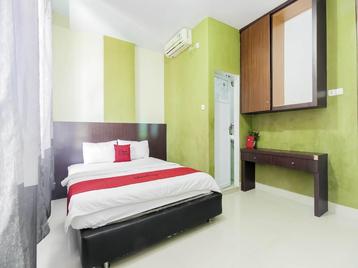 Reddoorz Near Sun Plaza