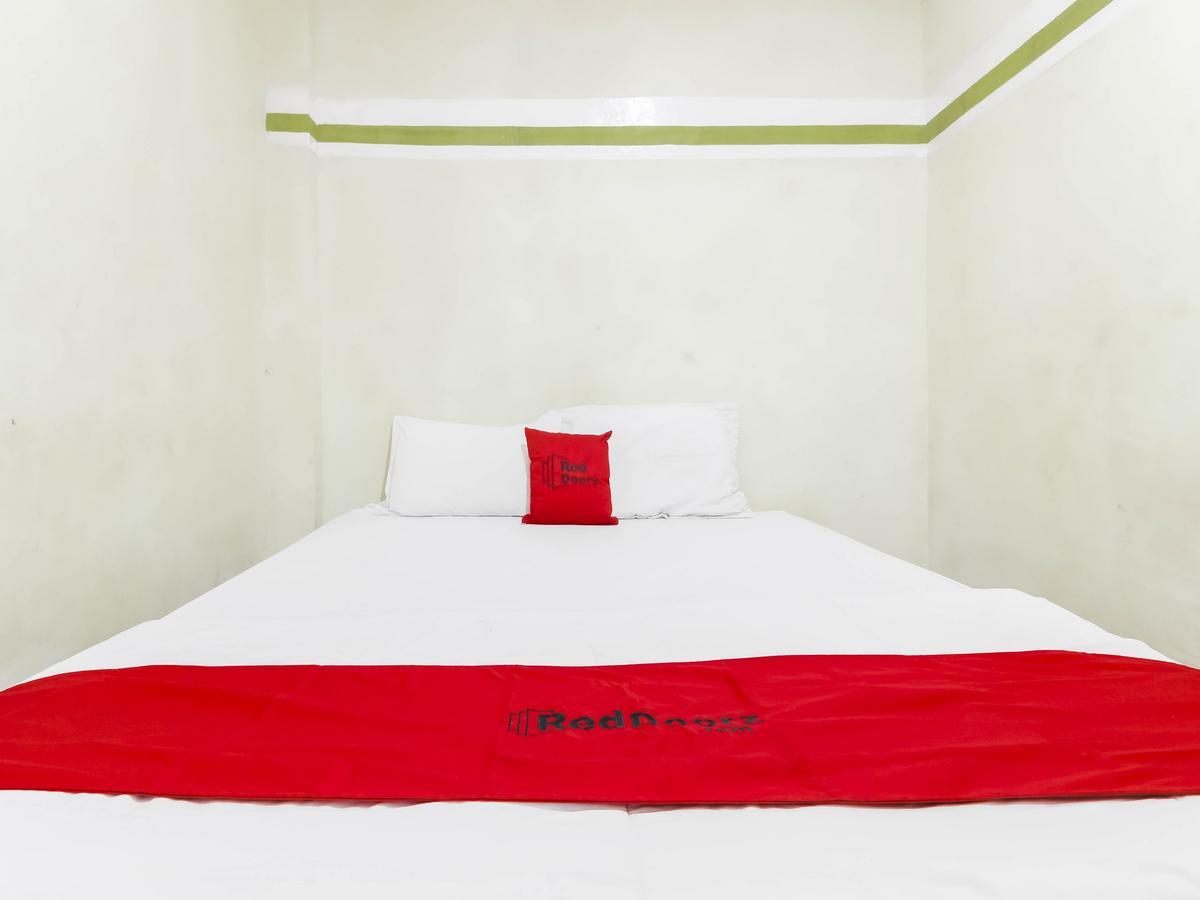 Reddoorz Near Sun Plaza *